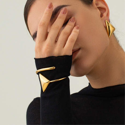 Triangle & Coil Bracelet, 18k Gold